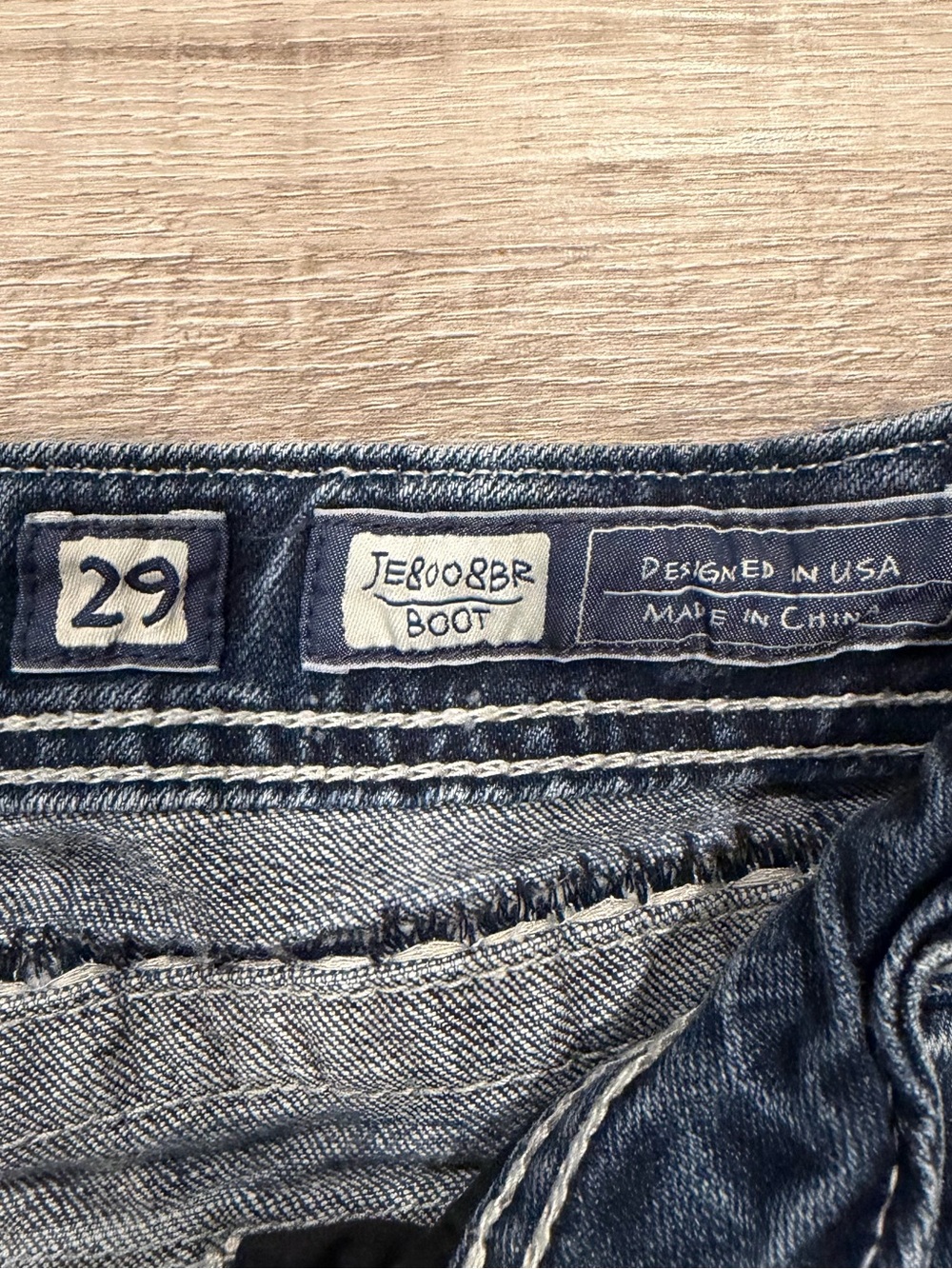 Miss Me Women’s Low Rise Boot Jeans With Stitching Detail Size 29 - Picture 4 of 10